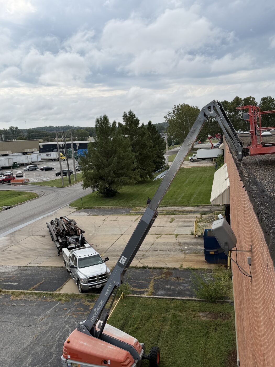 7-inch Commercial Gutter In Kansas City, MO